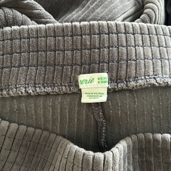 Aerie Ribbed Velour Flare Pants Gray Size M | Cozy Lounge Athleisure - Picture 3 of 7